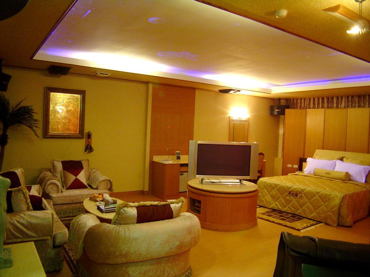 Daniel Spa Motel Pingzhen ภายนอก รูปภาพ